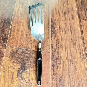 Vintage Foley Chrome Spatula – Black Handle – Retro MCM Kitchen